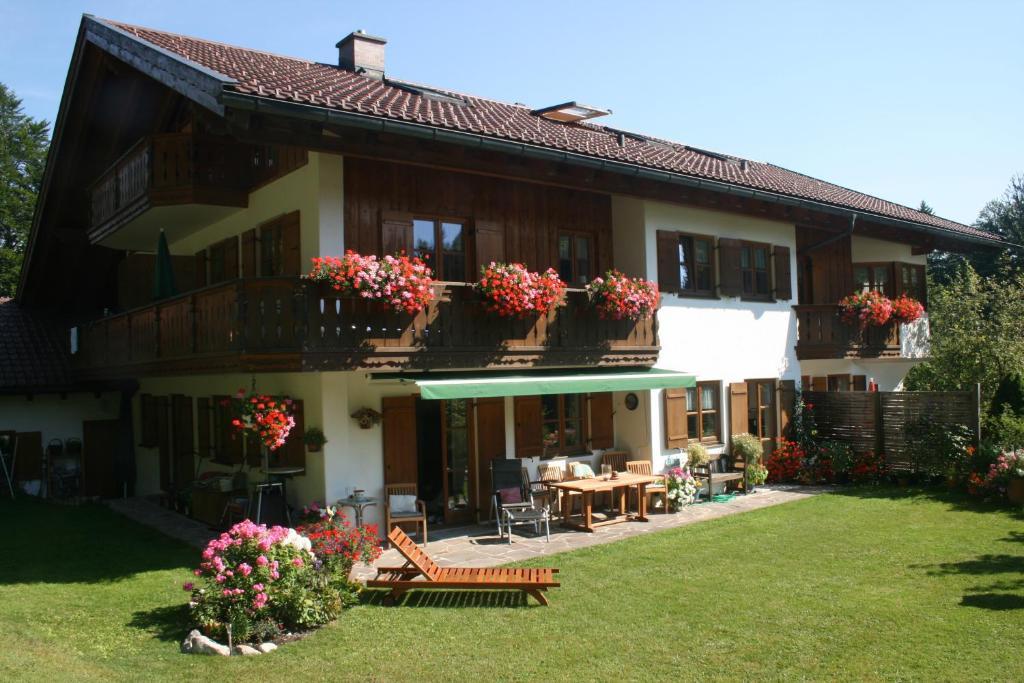 Ferienhaus Am Roemerweg Klais Rum bild