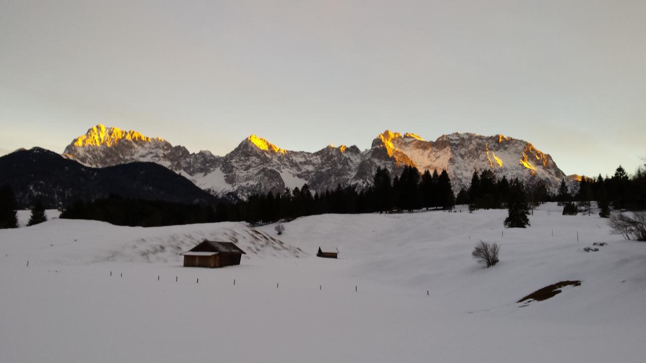 Ferienhaus Am Roemerweg Klais Exteriör bild