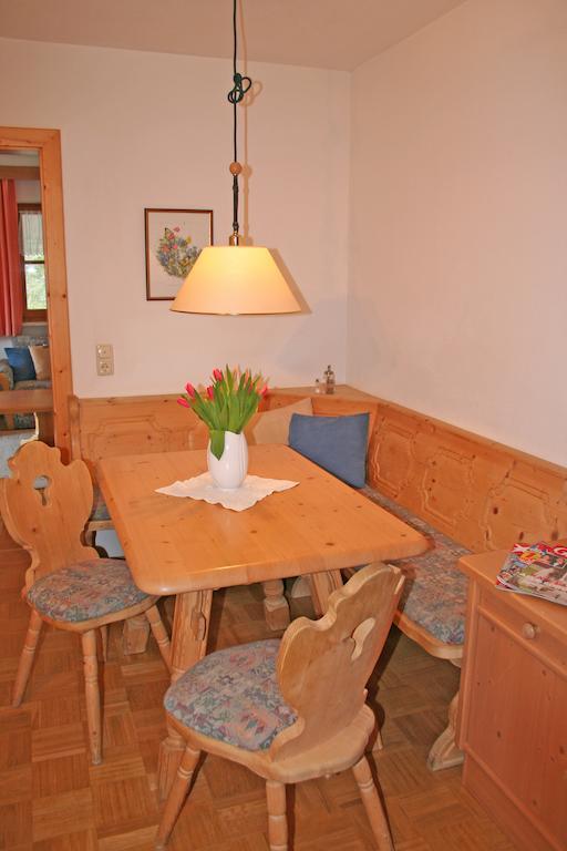 Ferienhaus Am Roemerweg Klais Exteriör bild