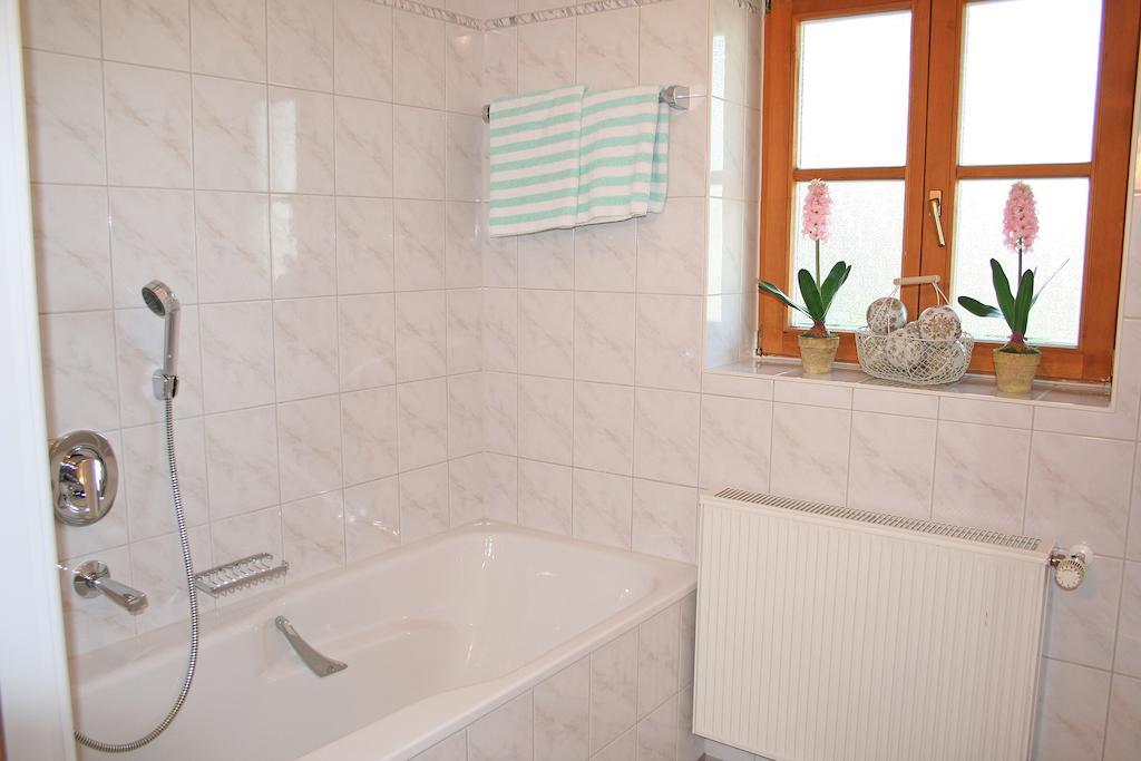 Ferienhaus Am Roemerweg Klais Exteriör bild